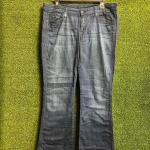 7-for-all-mankind Women's Navy and Blue Jeans